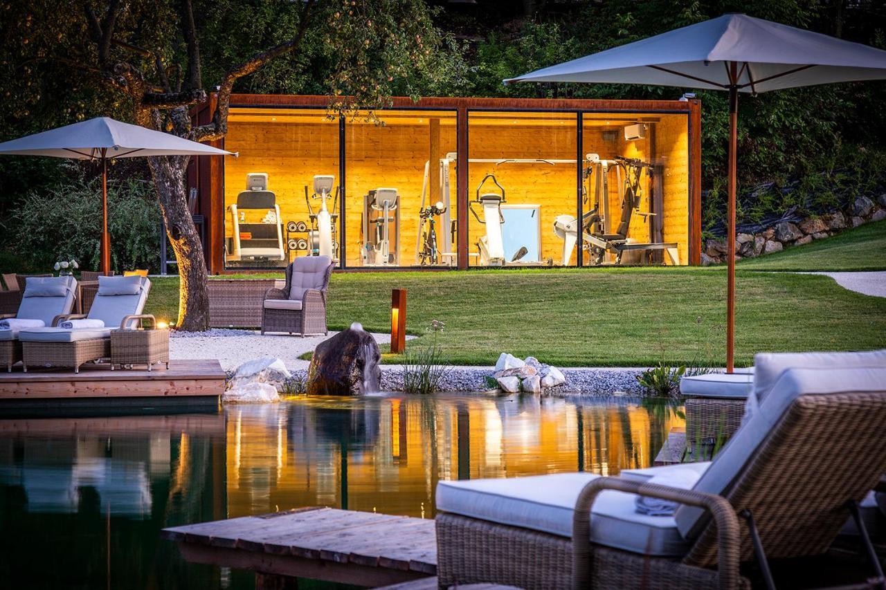 Golden Hill Country Chalets & Suites Waldschach Kültér fotó
